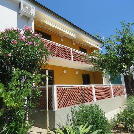Apartments Cubranic Baška Eksteriør bilde