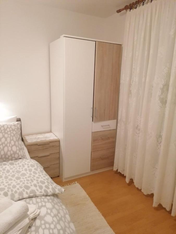 Apartments Cubranic Baška Eksteriør bilde